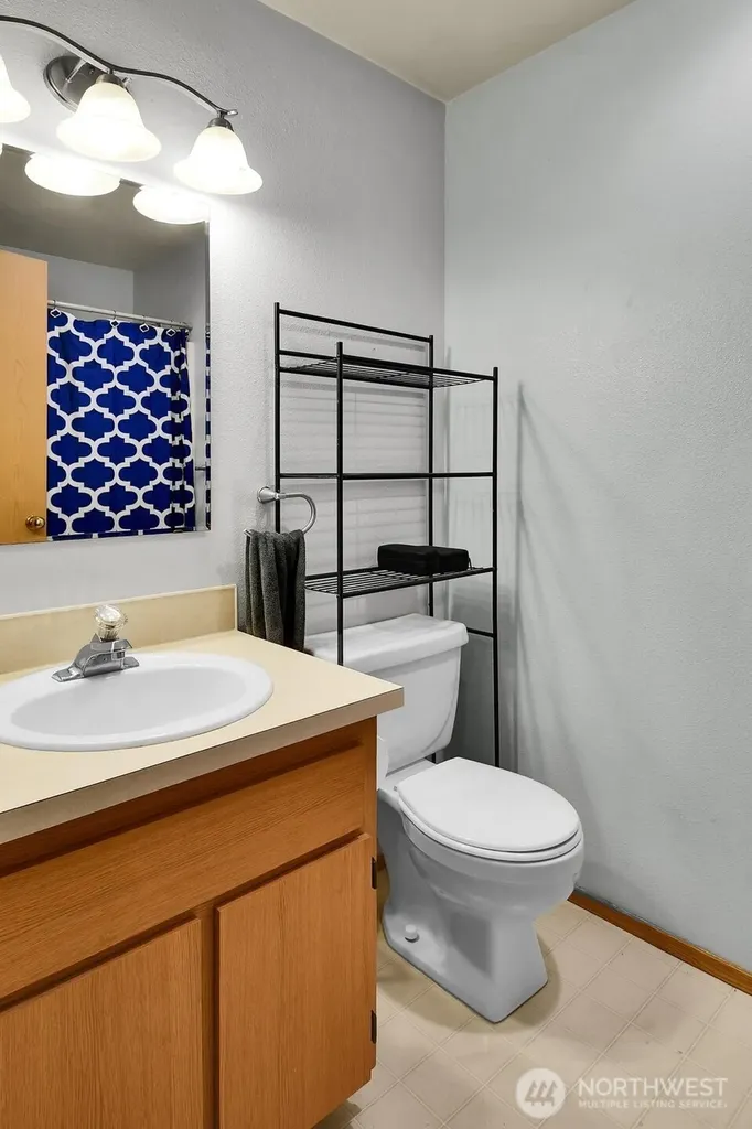 21225 76th Avenue W Edmonds WA 98026
