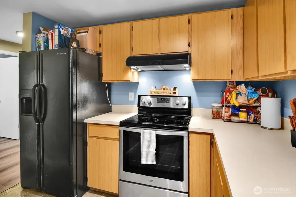 21225 76th Avenue W Edmonds WA 98026