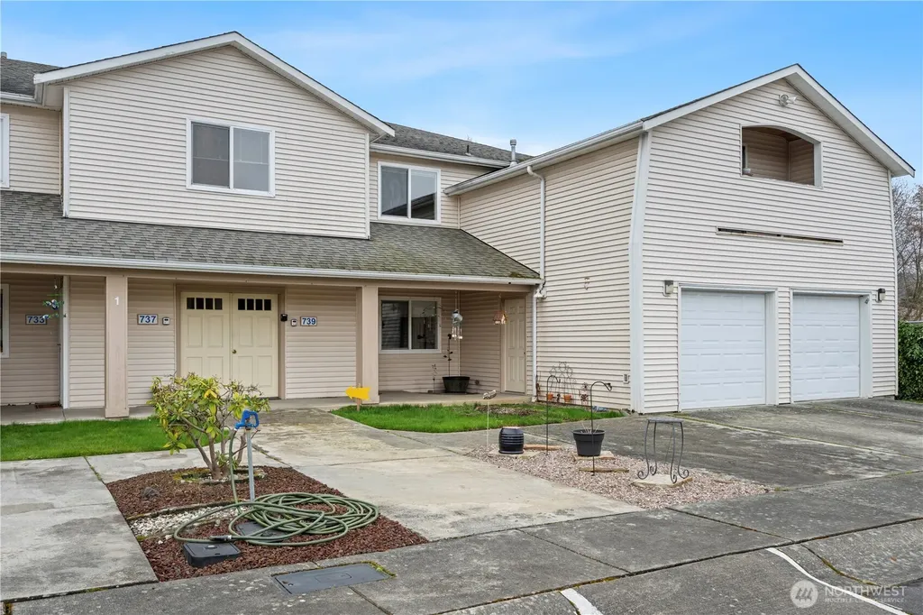 739 Cascade Palms Court Sedro Woolley WA 98284