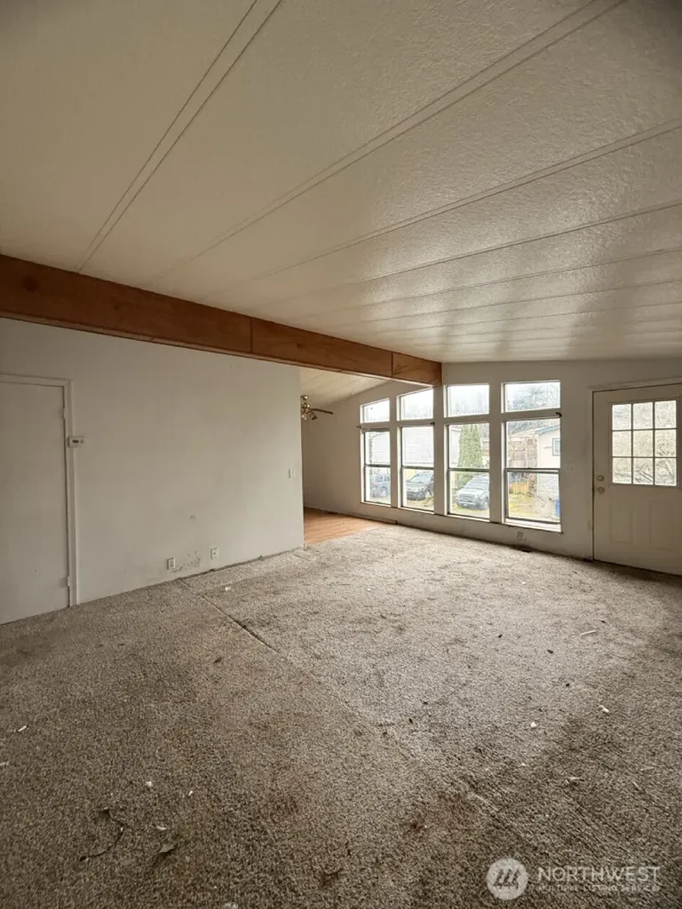 14003 70th Street E Sumner WA 98390