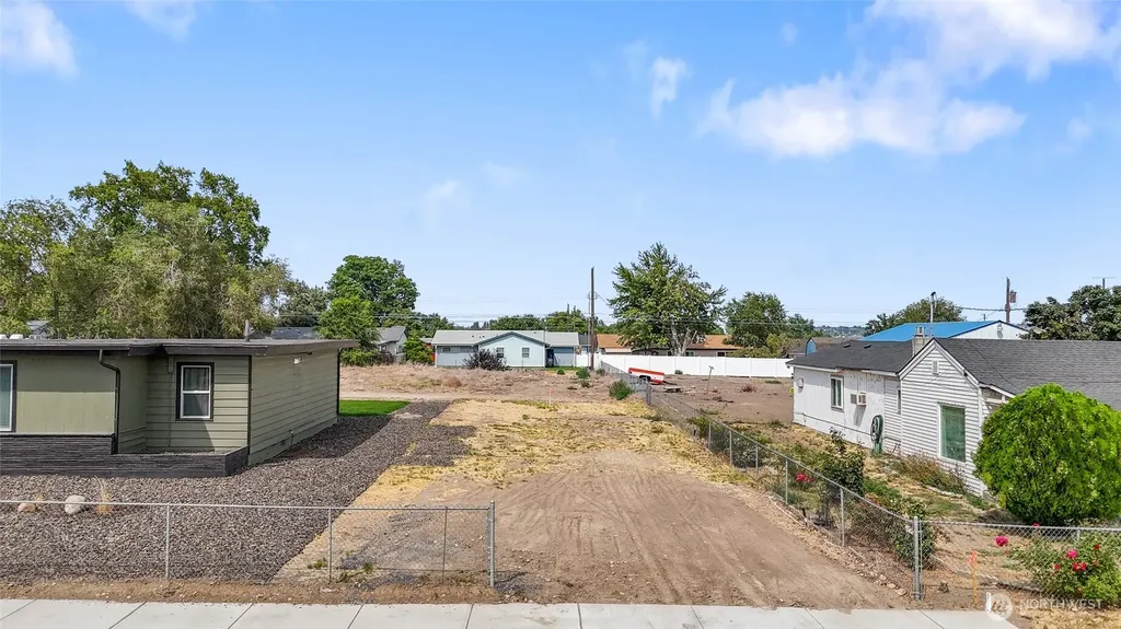 721 S Winona Street Moses Lake WA 98837