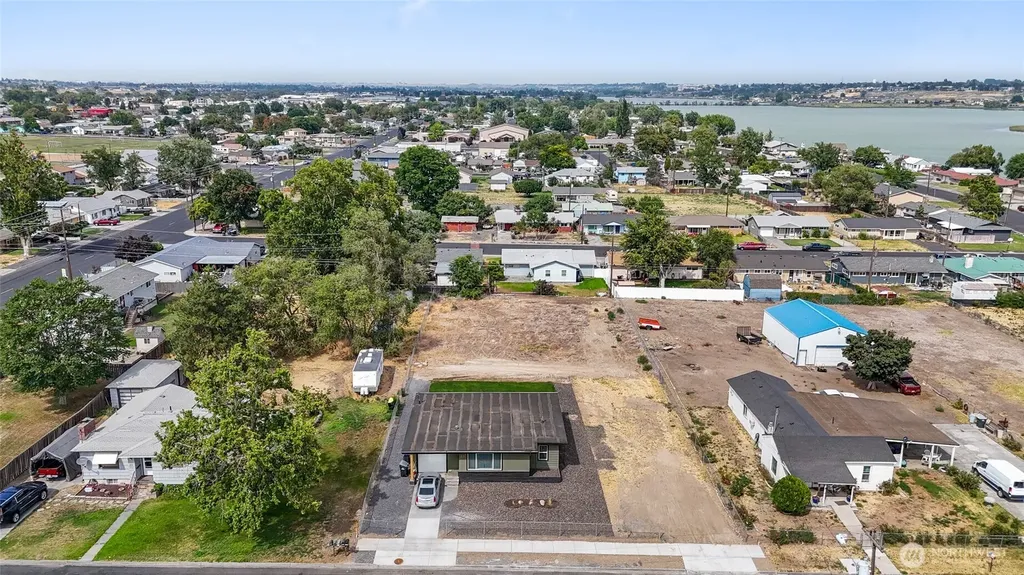 721 S Winona Street Moses Lake WA 98837