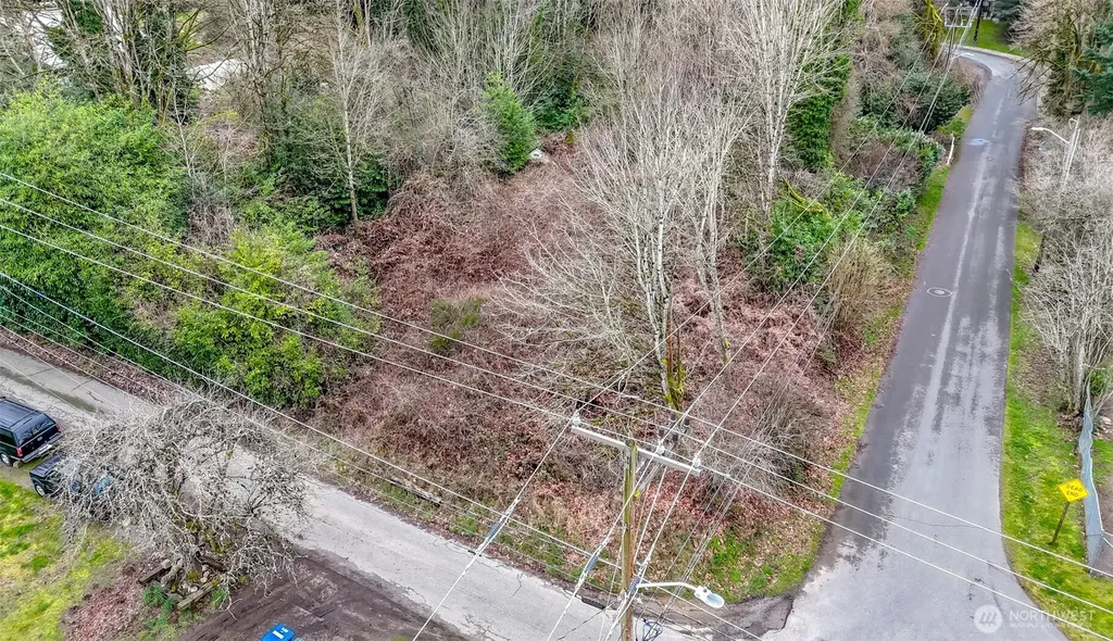 12613 35th Avenue S Tukwila WA 98168