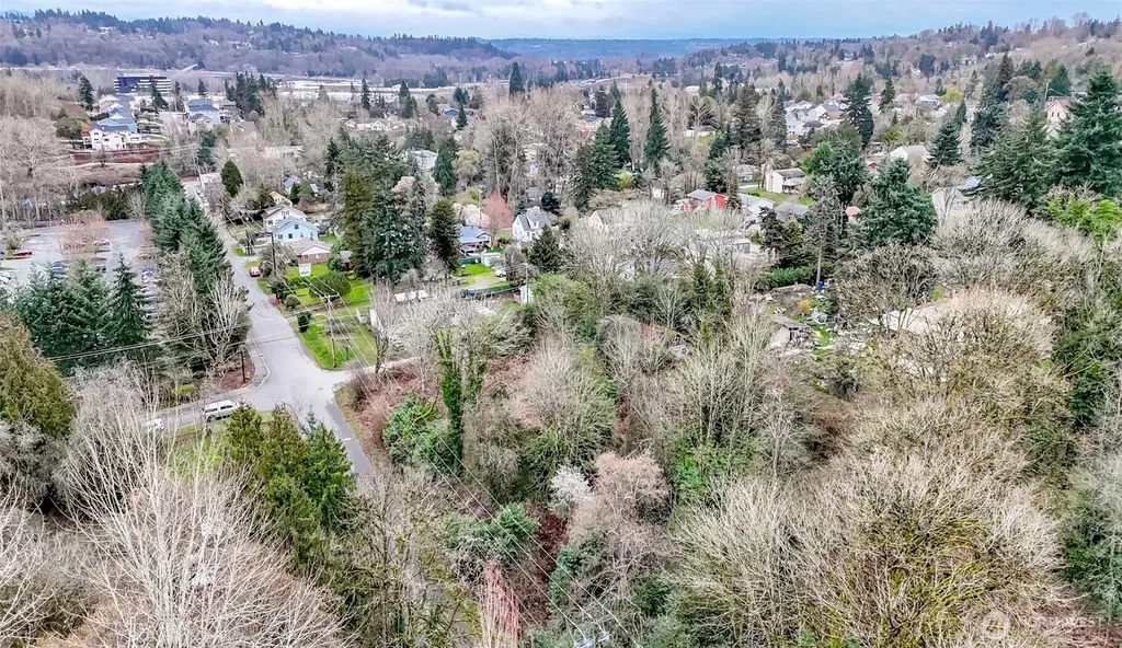 12613 35th Avenue S Tukwila WA 98168