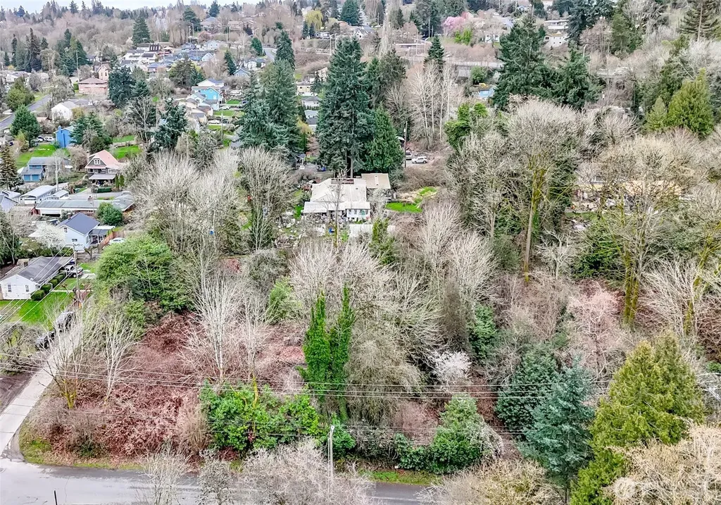 12613 35th Avenue S Tukwila WA 98168