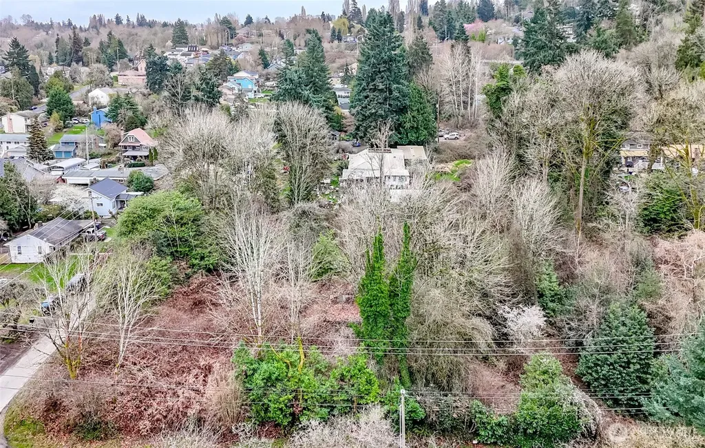 12613 35th Avenue S Tukwila WA 98168