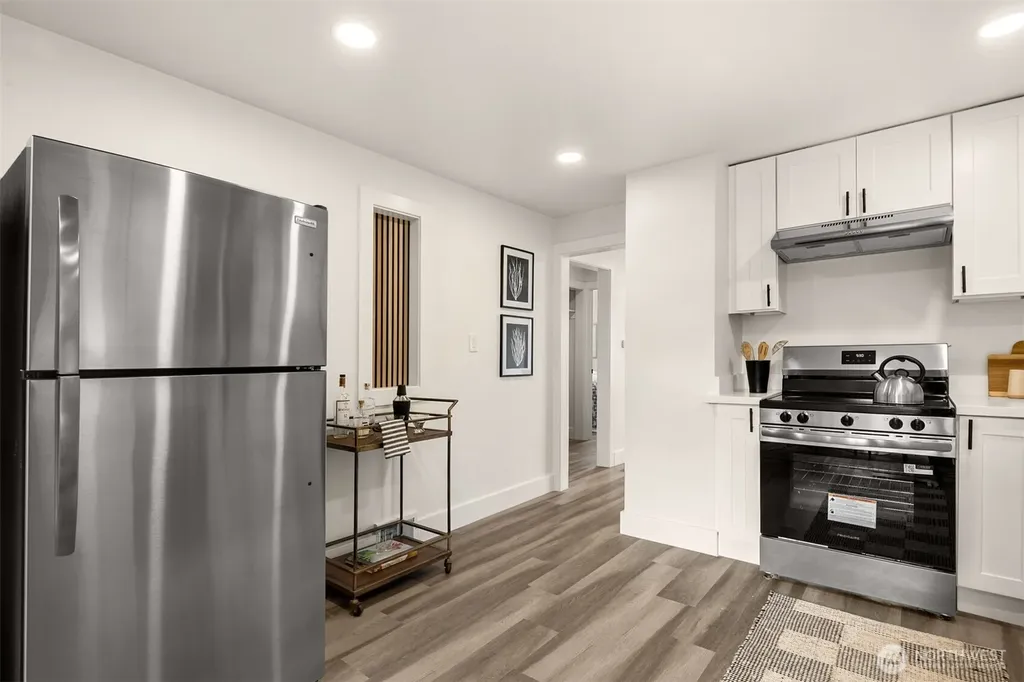 935 N 92nd Street Seattle WA 98103