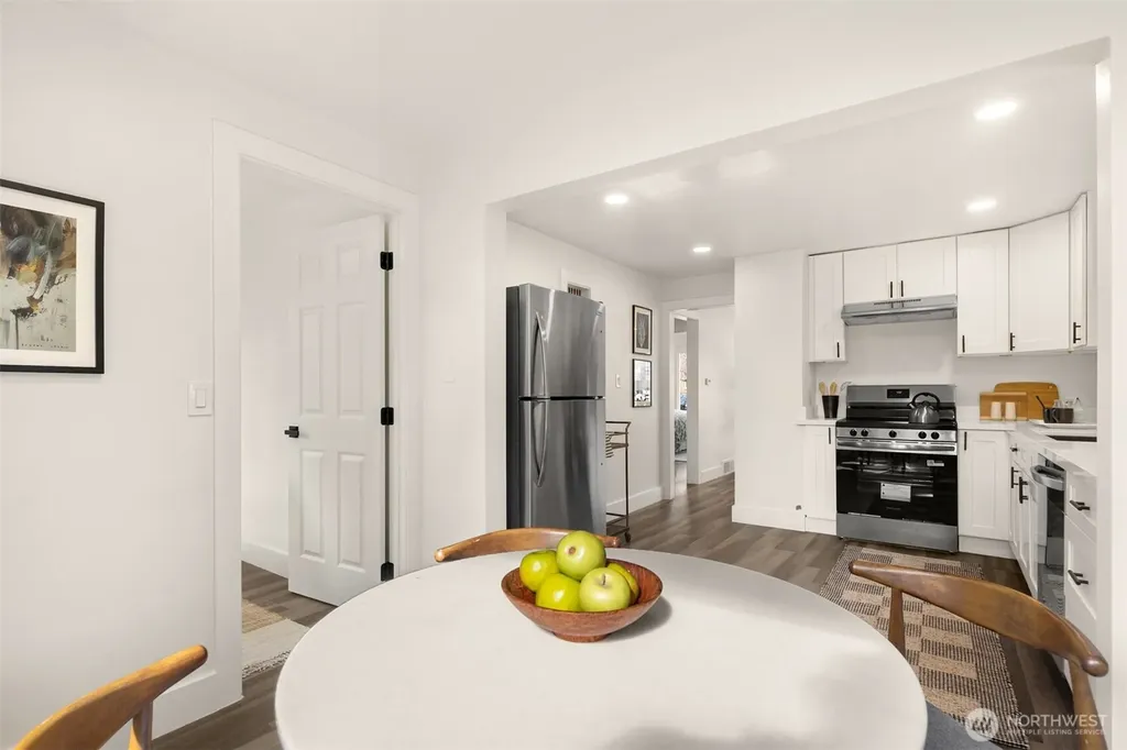 935 N 92nd Street Seattle WA 98103