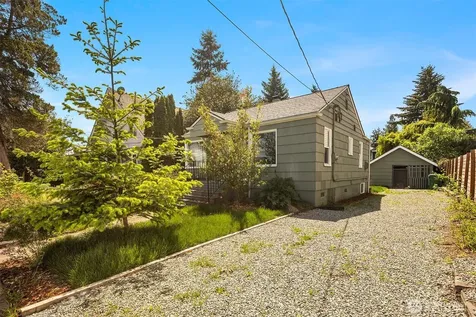 935 N 92nd Street Seattle WA 98103