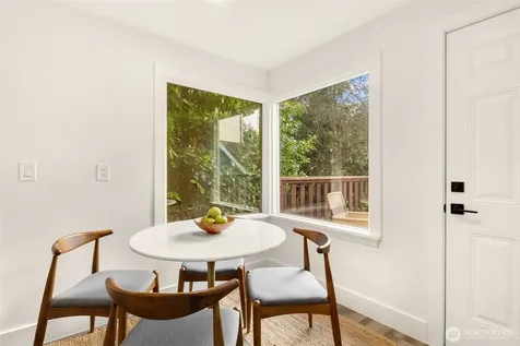 935 N 92nd Street Seattle WA 98103