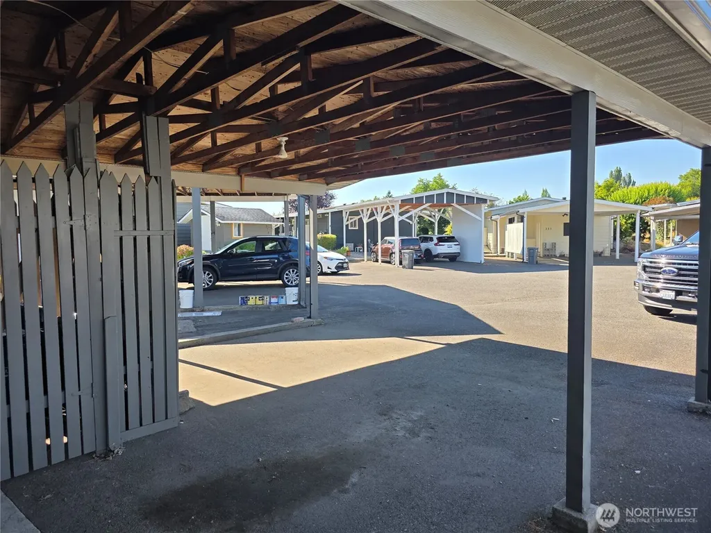 1402 22nd Street NE Auburn WA 98002