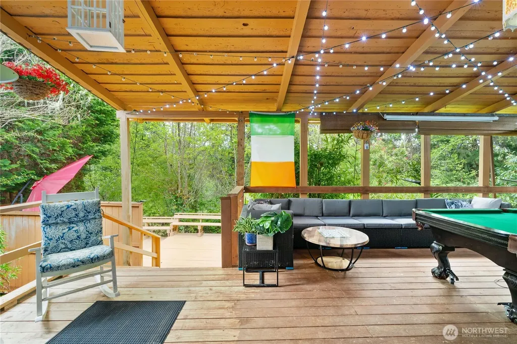 279 Holly Lane Cosmopolis WA 98537
