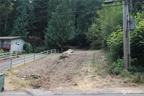 17701 SE 60th Street Bellevue WA 98006