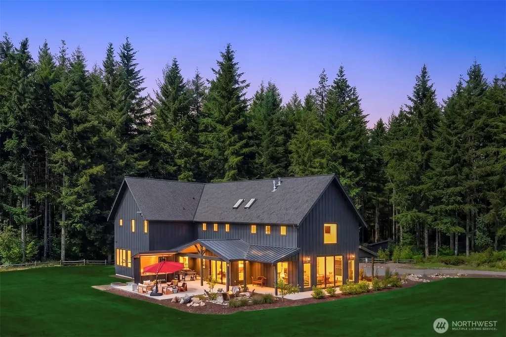 33310 NE 95th Place Carnation WA 98014