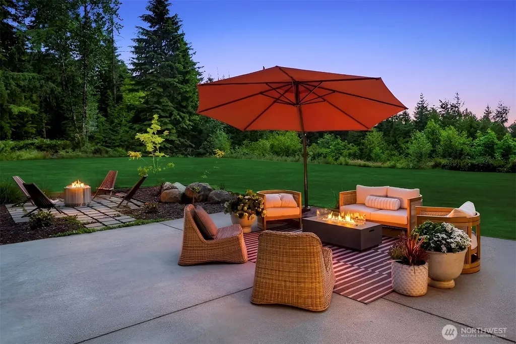 33310 NE 95th Place Carnation WA 98014