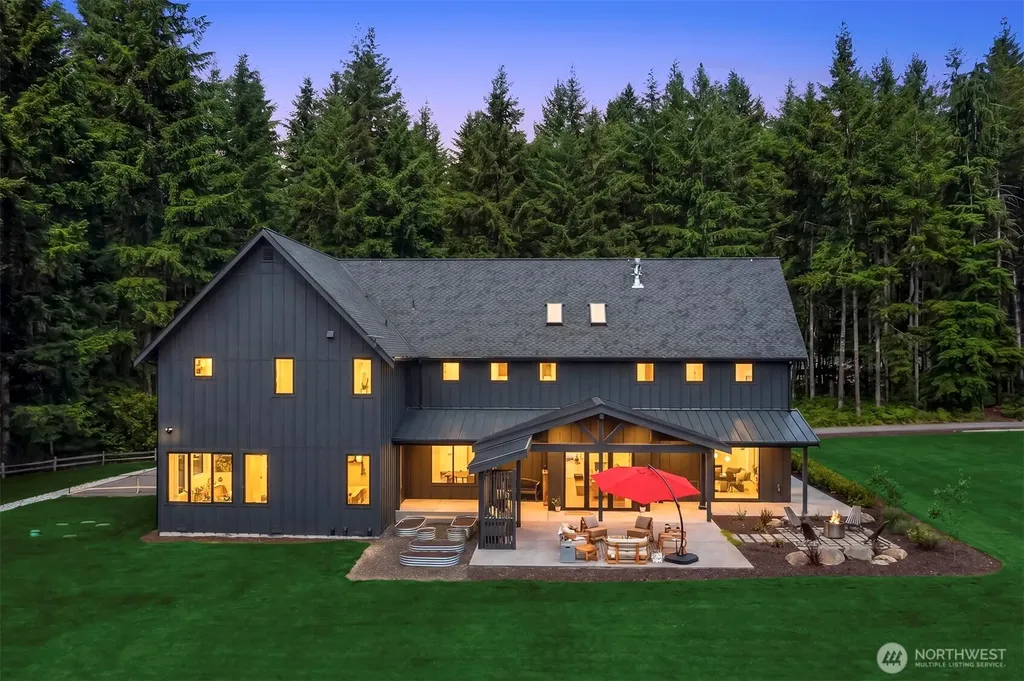 33310 NE 95th Place Carnation WA 98014