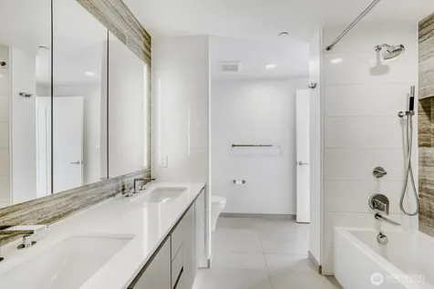 2510 6th Avenue Seattle WA 98121