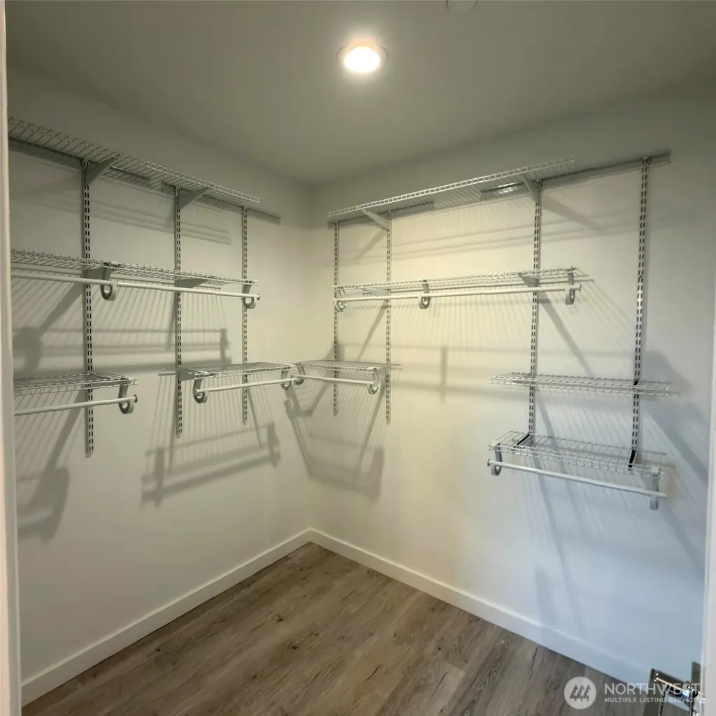 648 SW 139th Street Burien WA 98166