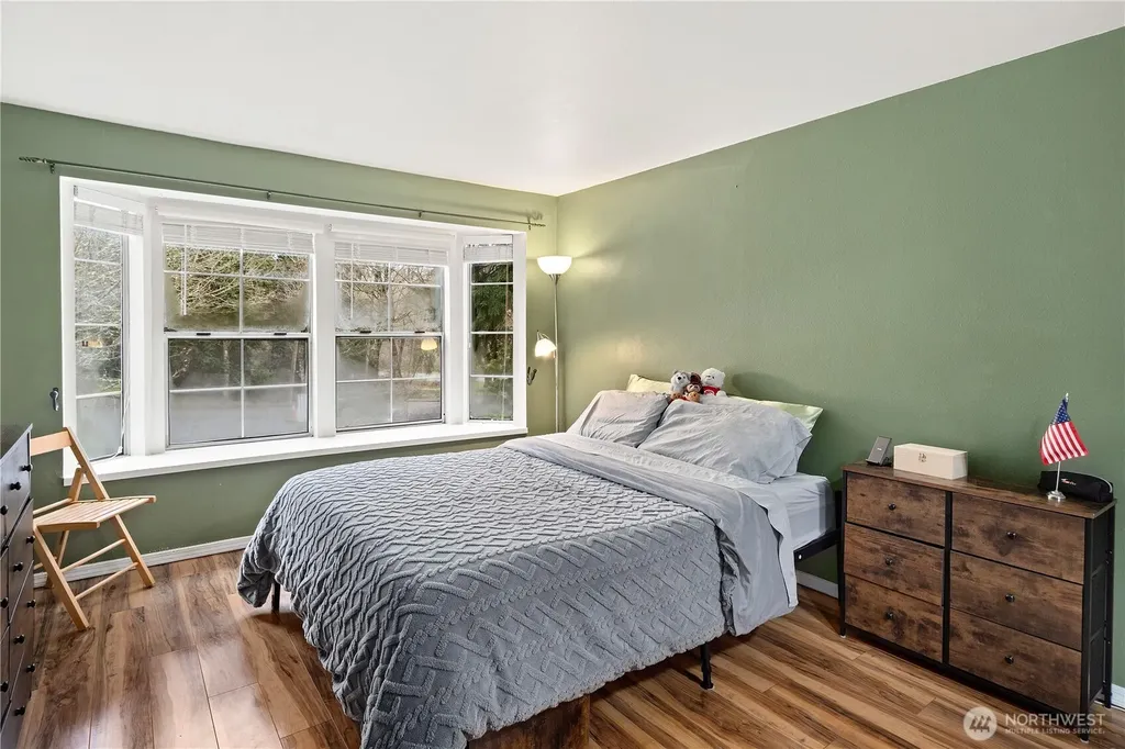 7601 Concord Lane NE Bremerton WA 98311