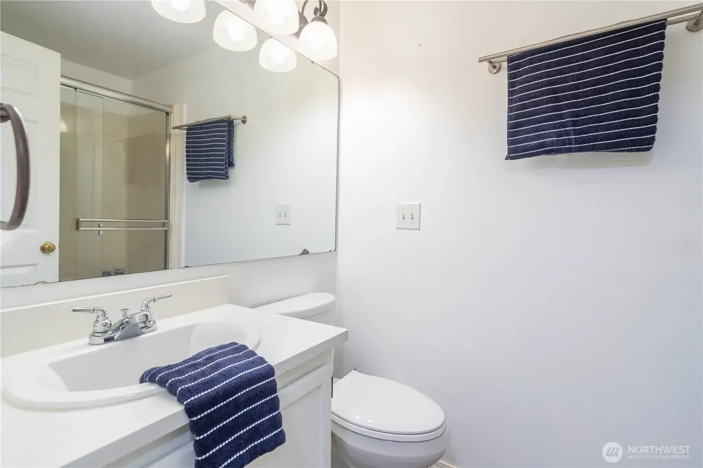 7601 Concord Lane NE Bremerton WA 98311