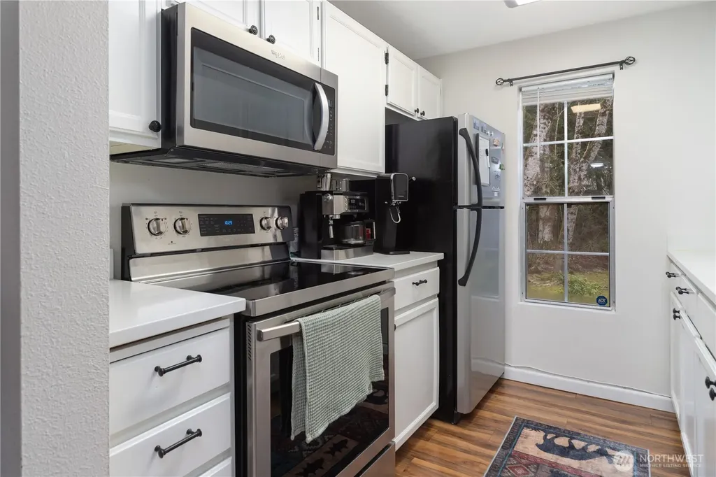 7601 Concord Lane NE Bremerton WA 98311