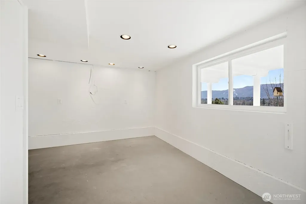 205 W 5th Street Cle Elum WA 98922