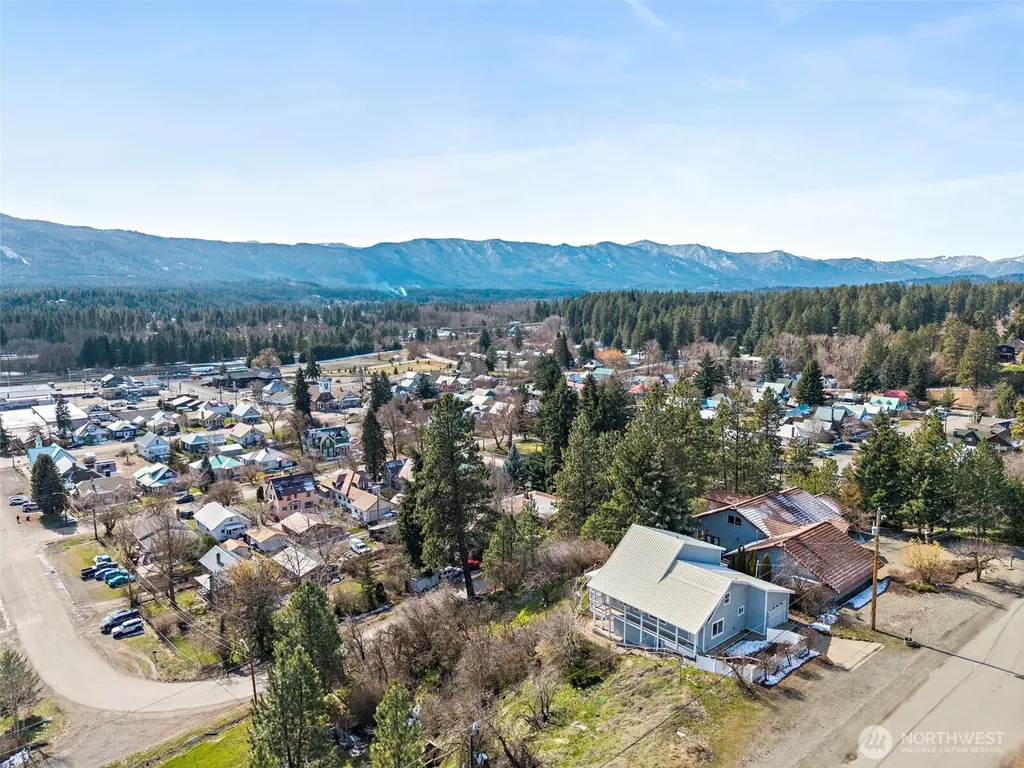 205 W 5th Street Cle Elum WA 98922