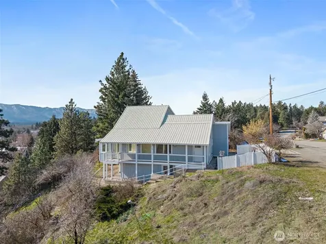 205 W 5th Street Cle Elum WA 98922