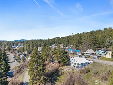 205 W 5th Street Cle Elum WA 98922