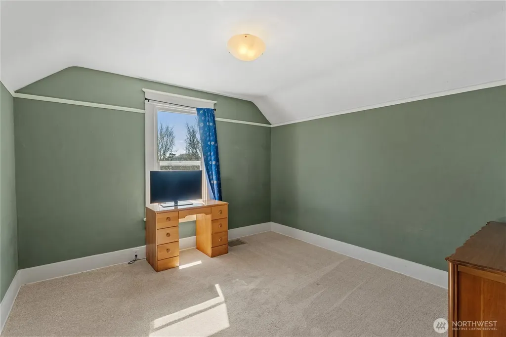626 Eklund Avenue Hoquiam WA 98550