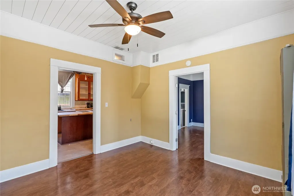 626 Eklund Avenue Hoquiam WA 98550