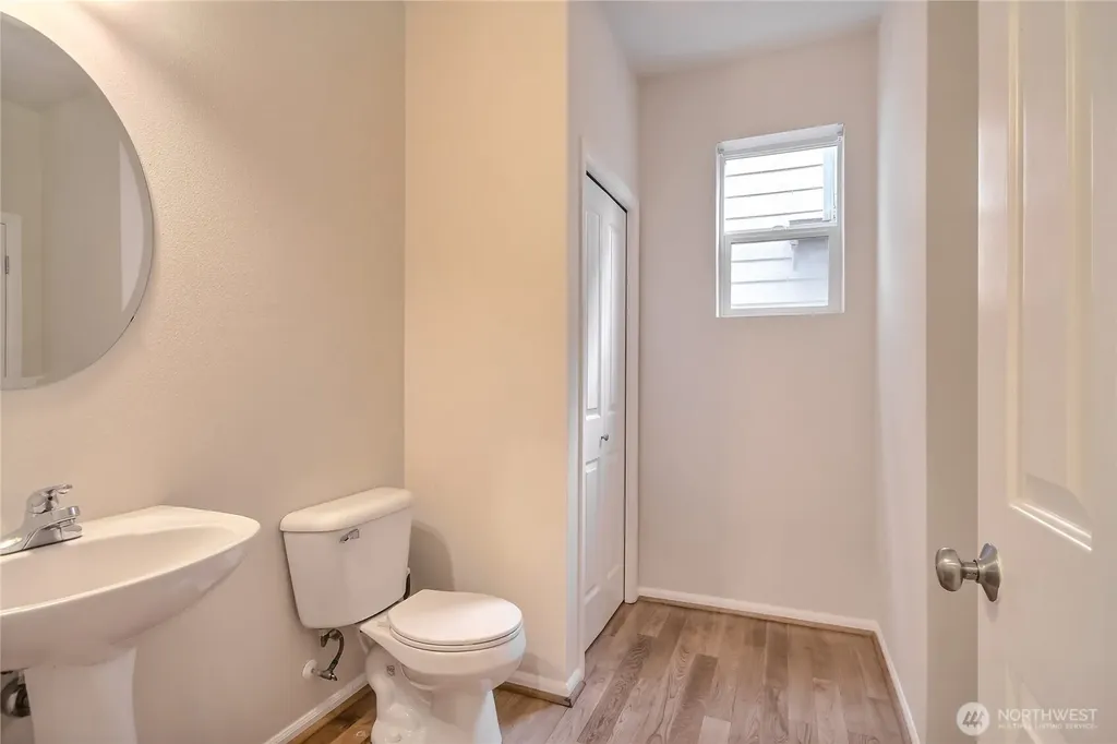 4036 Tribute Avenue E Fife WA 98424