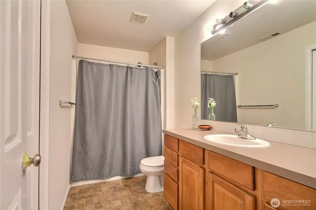 4036 Tribute Avenue E Fife WA 98424