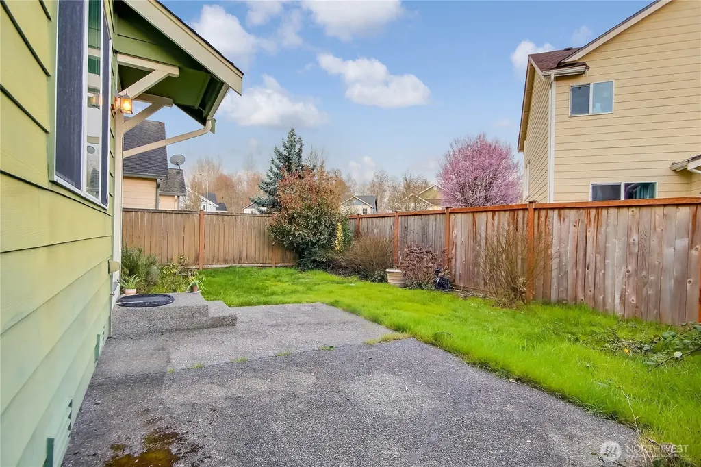 4036 Tribute Avenue E Fife WA 98424