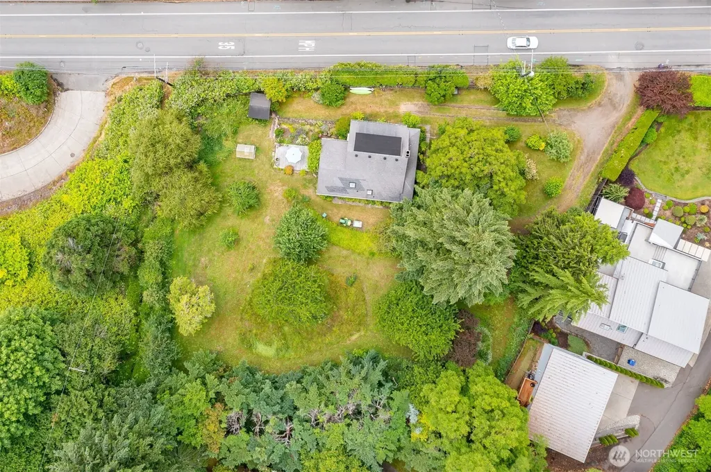 2642 E Lake Sammamish Parkway NE Sammamish WA 98074