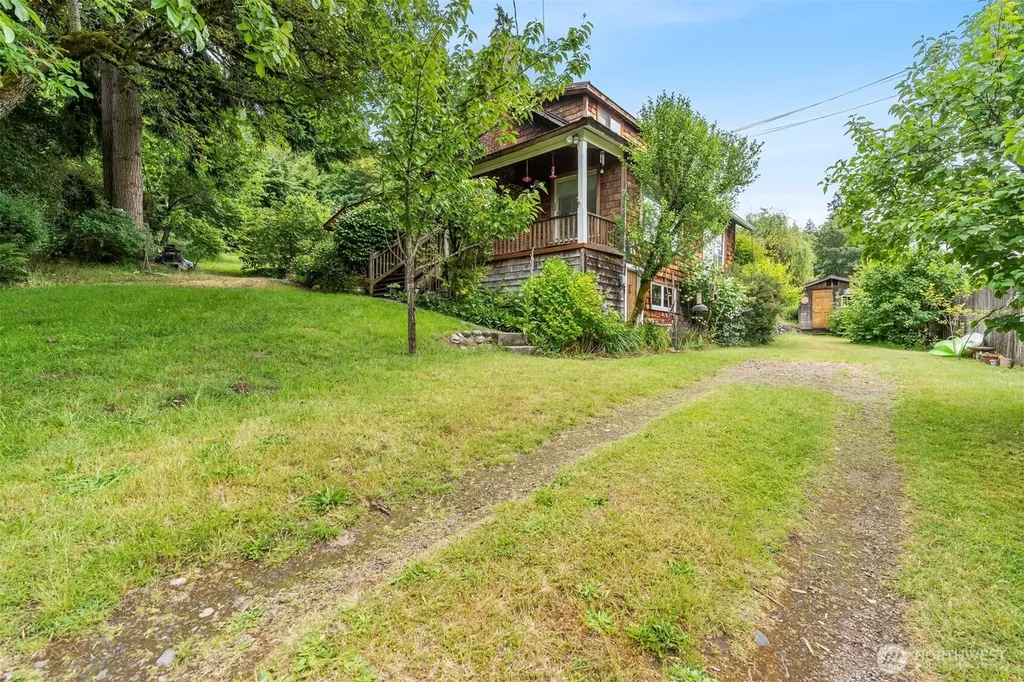 2642 E Lake Sammamish Parkway NE Sammamish WA 98074