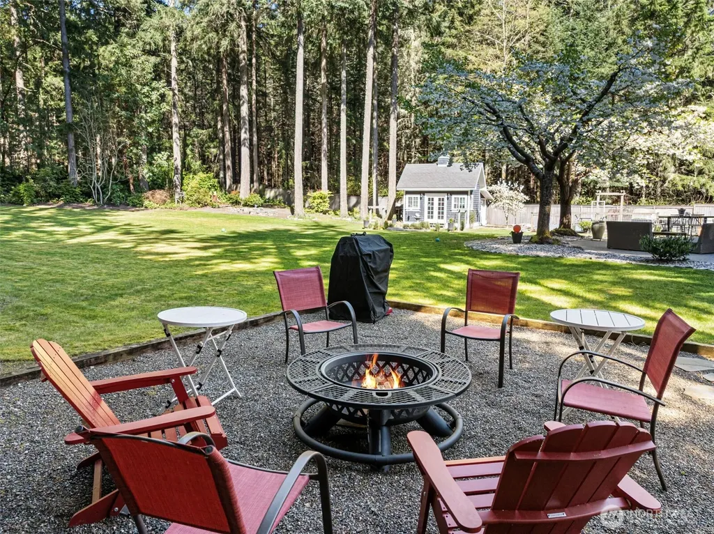 1412 11th Lane Fox Island WA 98333