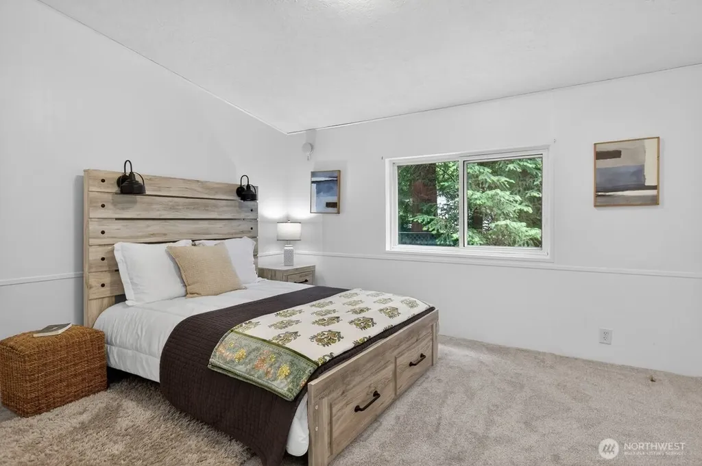 876 SW Taft Boulevard Port Orchard WA 98367