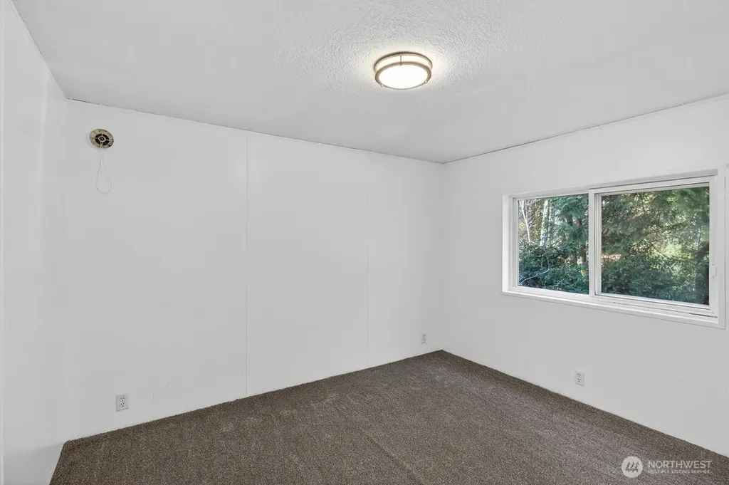 876 SW Taft Boulevard Port Orchard WA 98367