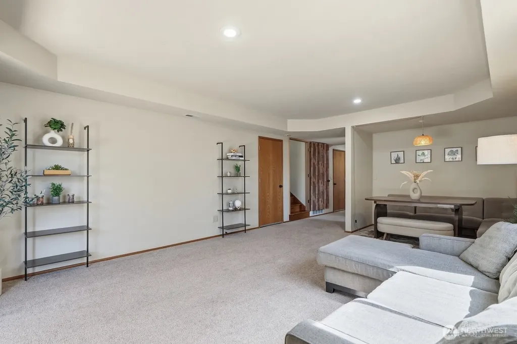 7247 NE 150th Street Kenmore WA 98028