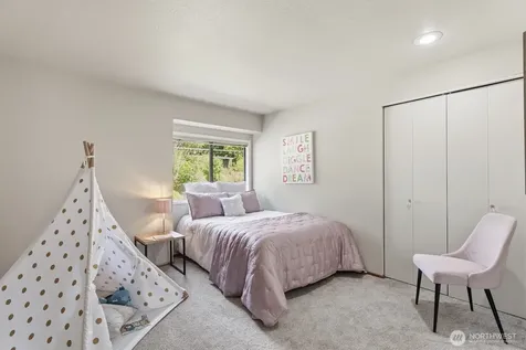 7247 NE 150th Street Kenmore WA 98028