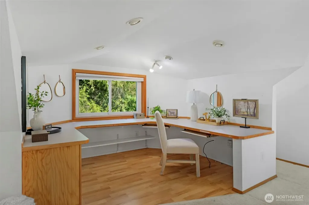 5204 178th Avenue E Lake Tapps WA 98391