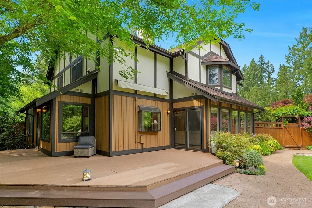 5204 178th Avenue E Lake Tapps WA 98391