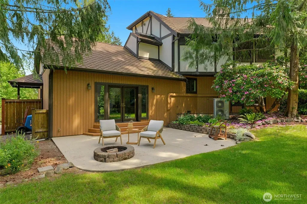 5204 178th Avenue E Lake Tapps WA 98391