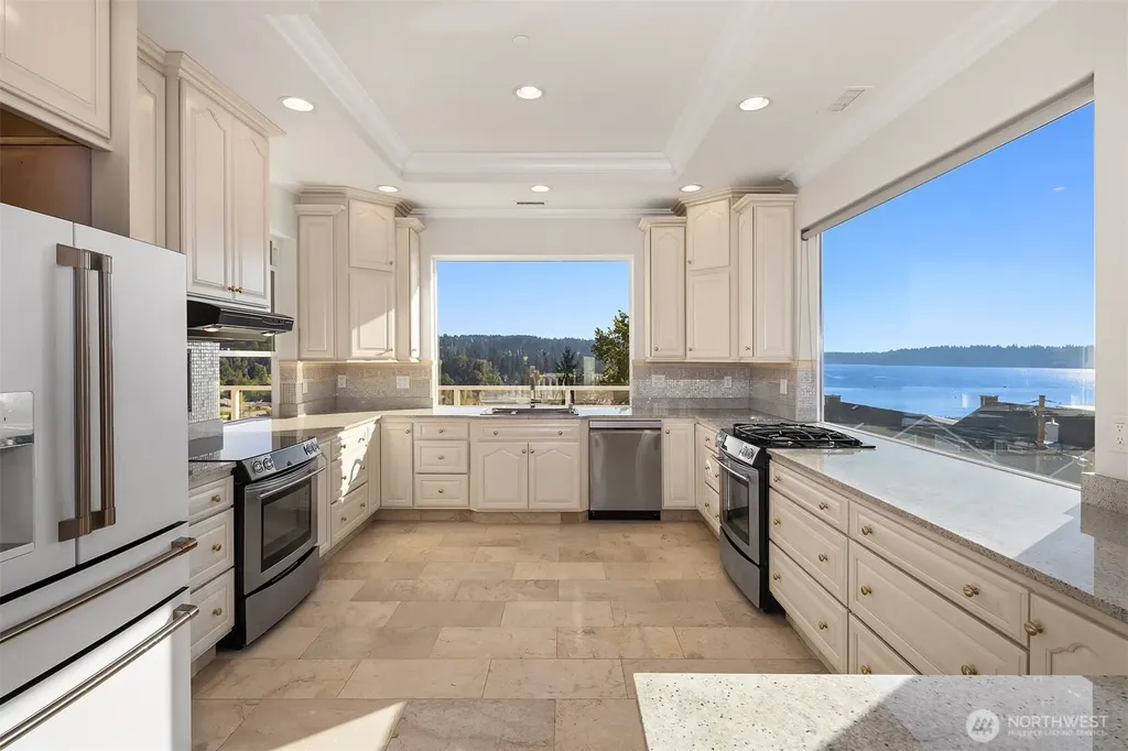 6404 NE 181st Street Kenmore WA 98028