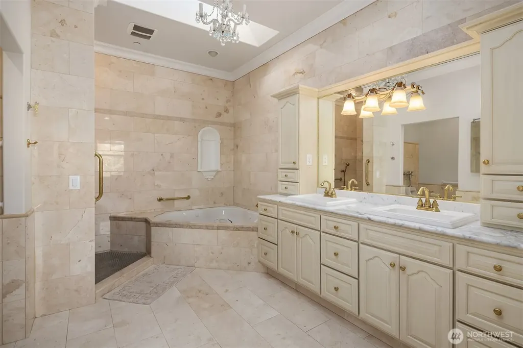 6404 NE 181st Street Kenmore WA 98028