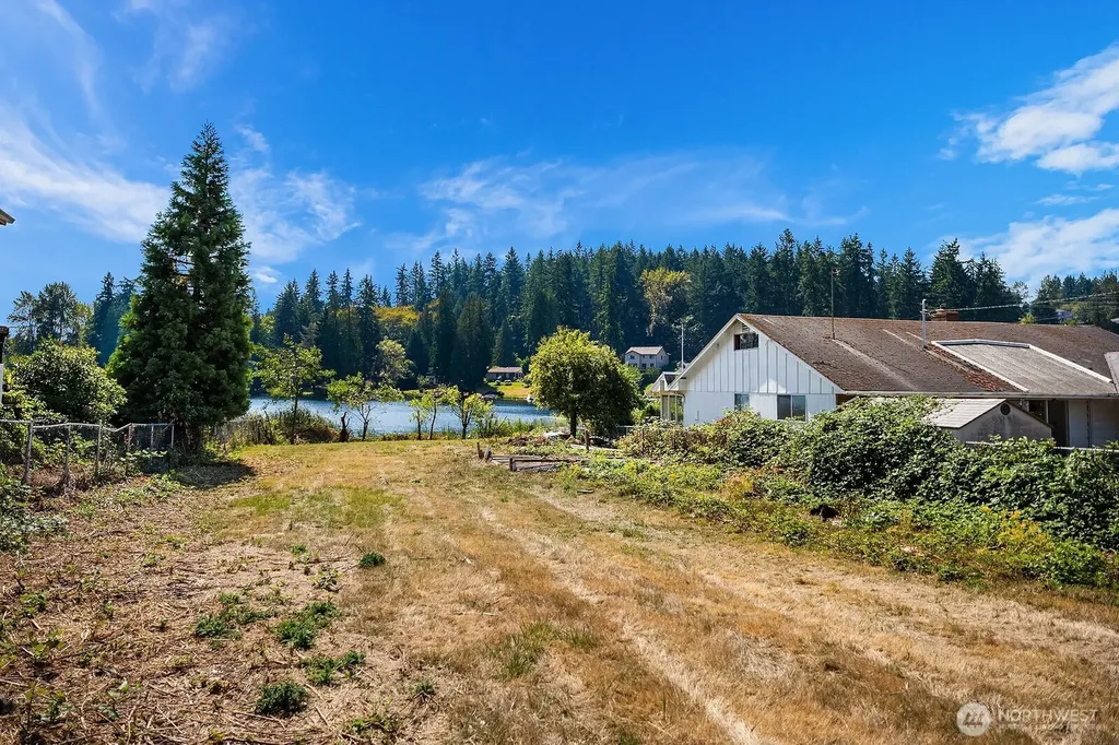 13059 SE 76th Street Newcastle WA 98056