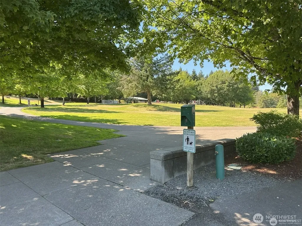 13059 SE 76th Street Newcastle WA 98056