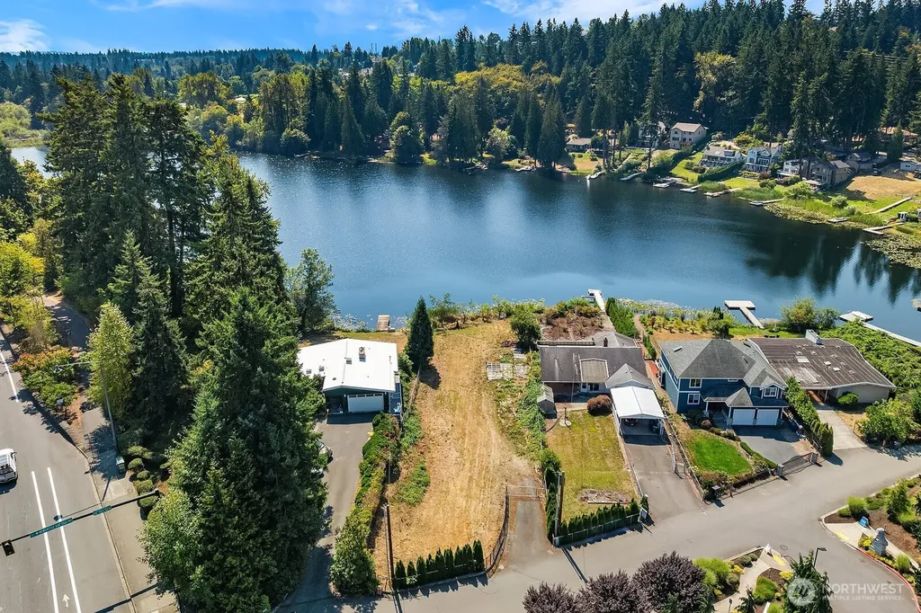 13059 SE 76th Street Newcastle WA 98056