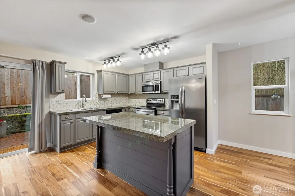 24114 SE 281st Street Maple Valley WA 98038
